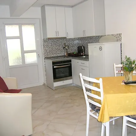 Apartment Martina Krk Town